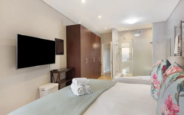 Penthouse F23 Seaside Village