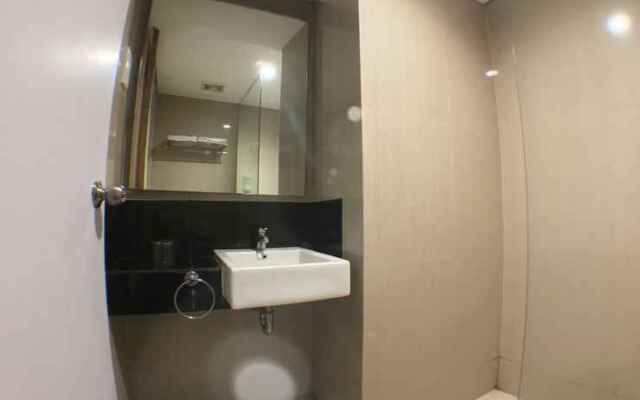 Star Apartment Lt. 19 & 20