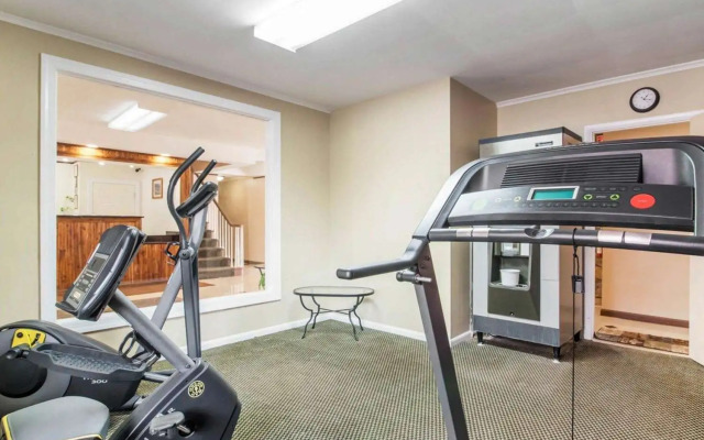 Rodeway Inn Kingston