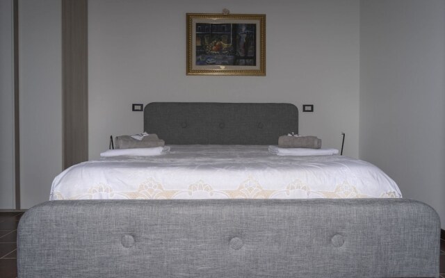 Apartment With one Bedroom in Rosolini, With Wifi