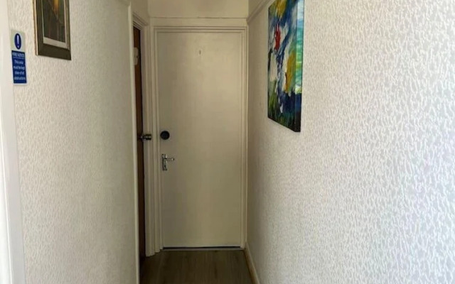 Impeccable 5-bed Apartment in Southend-on-sea