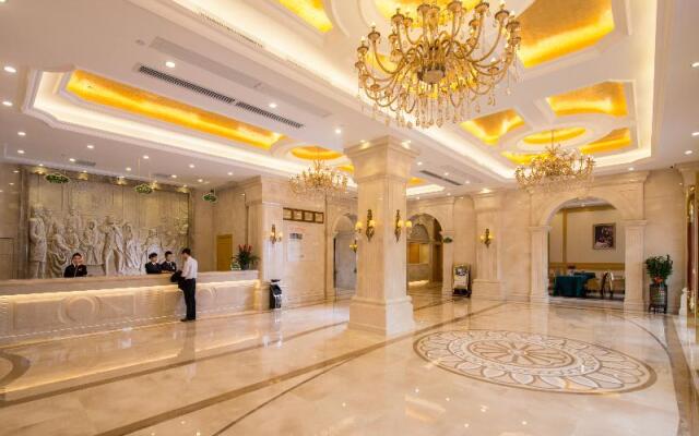 Vienna Hotel Changlong Park