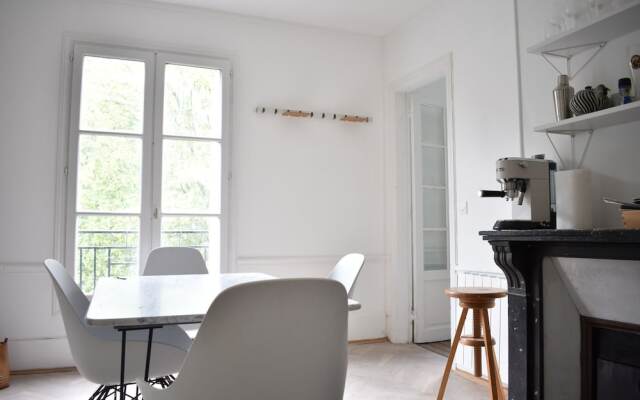 Flat on Quai de Valmy