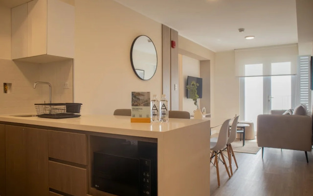 w Trendy 2BR Apartment w Pool in Barranco