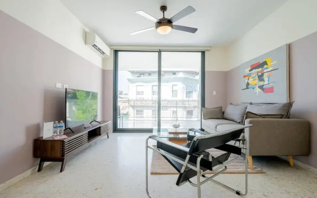 w Bright 1BR in Casco Antiguo