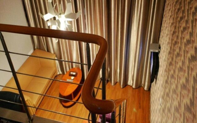 Dongfang Hotel