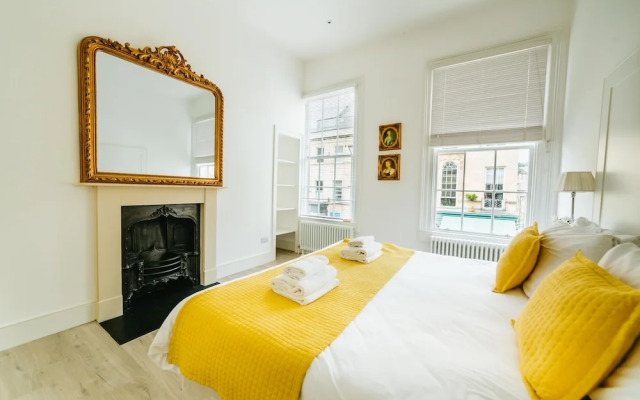 Argyle St Apartments