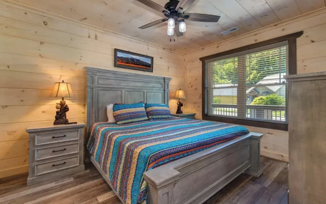 Creekside Splendor