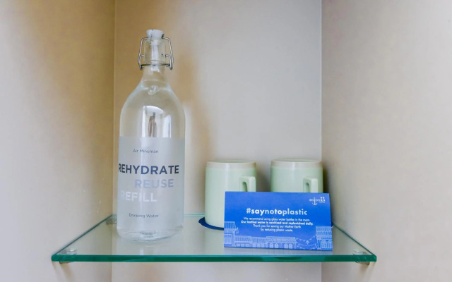 The Settlement Hotel