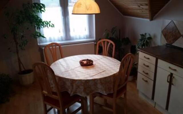 FaDóra Apartman