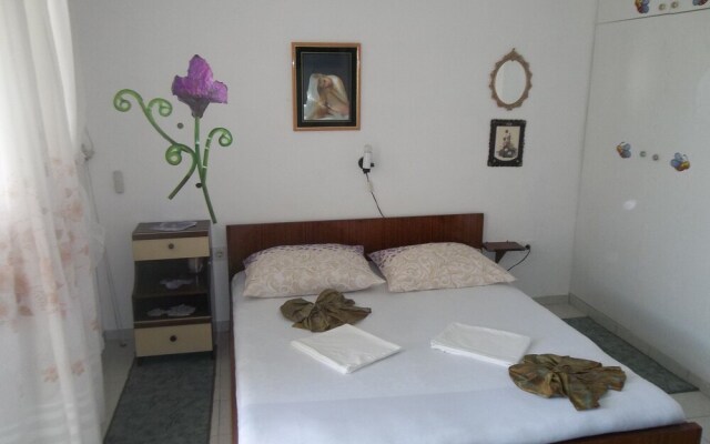 Lovely 1-bed Apartment in Komiža