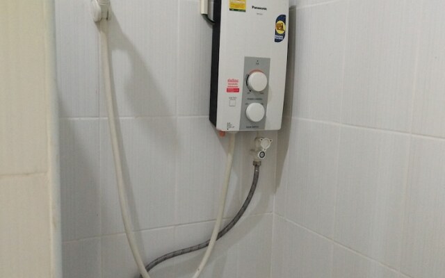 Penthai Hostel