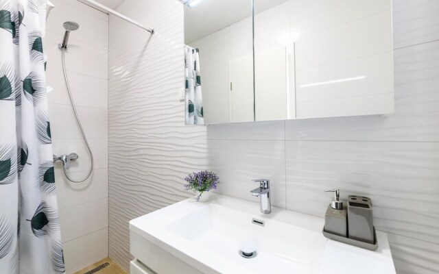 Beautiful Apartment in Pula With Wifi and 2 Bedrooms