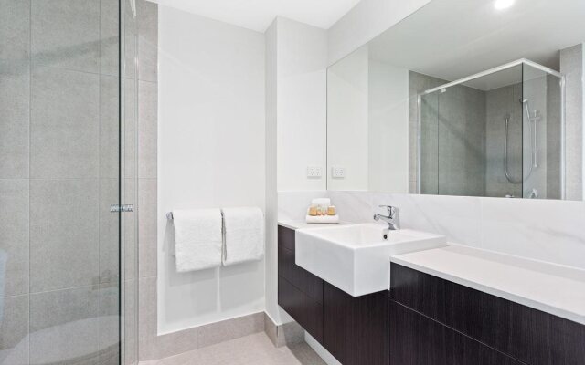 Property Vine - North Shore Kawana and Waterline