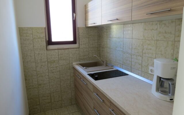 Apartment And Rooms Amenka