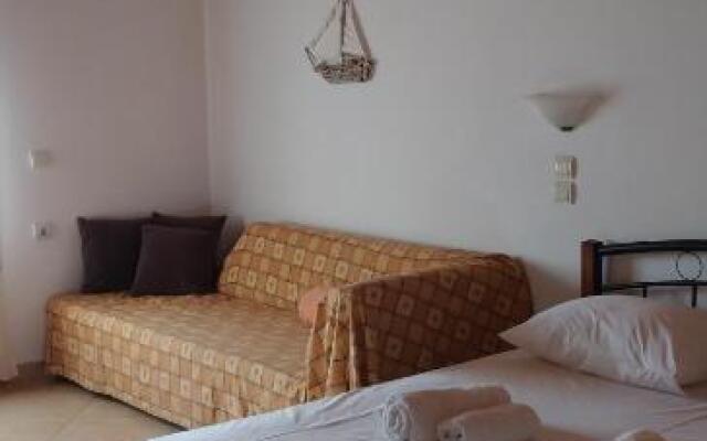 Athina Studio Apartments