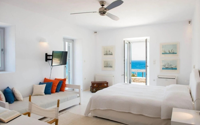 Seafront Villa Paros 3 Bedroom Luxury Villa With Pool