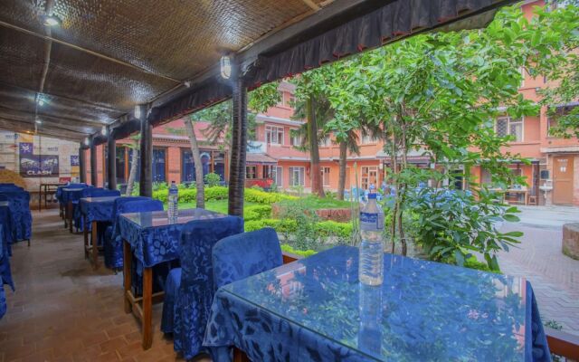 OYO 299 Hotel Sweet Home