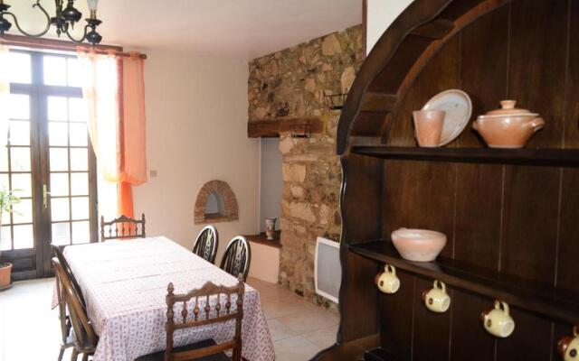 Manoir Courtyard cottage rental Vendee
