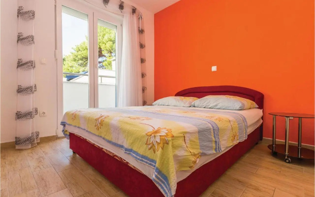 Apartment Makarska with Sea View 01