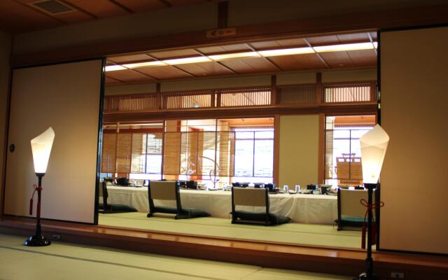 Yamaumi Onsen Shyuku Kaifuu