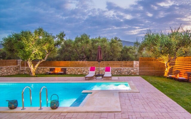 Adamas Luxury Stone Villas