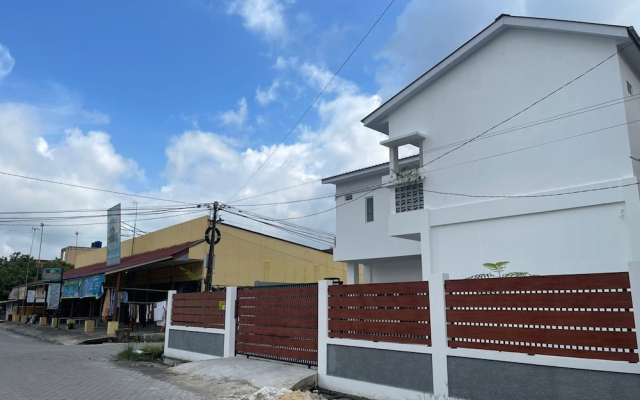 OYO 93457 White House SyariahNearOYO 93457 White House Syariah