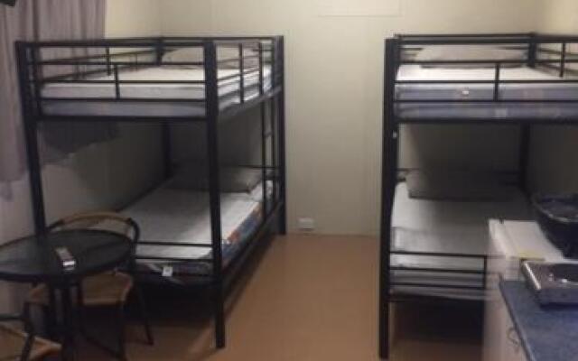 Sunset Top Tourist Park