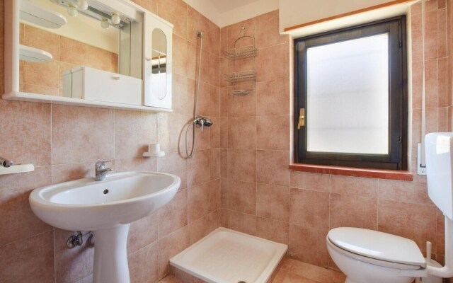 Stunning Home in Roseto Capo Spulico With 4 Bedrooms