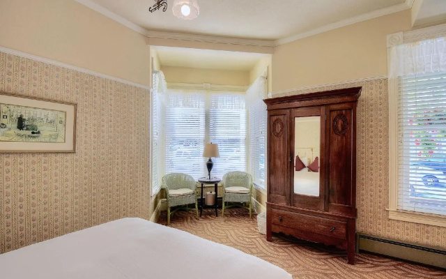 Centrella Hotel, A Kirkwood Collection Hotel