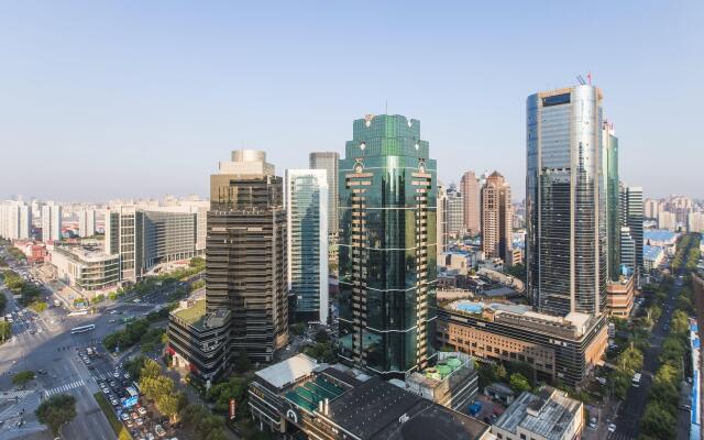 InterContinental Shanghai Pudong Hotel by IHG