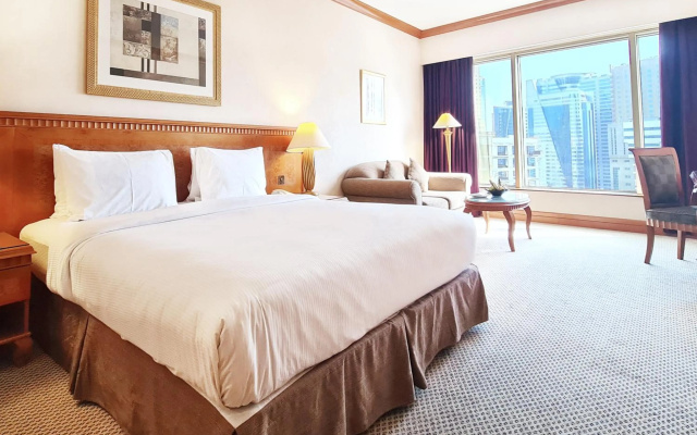 Corniche Hotel Sharjah - photo 3