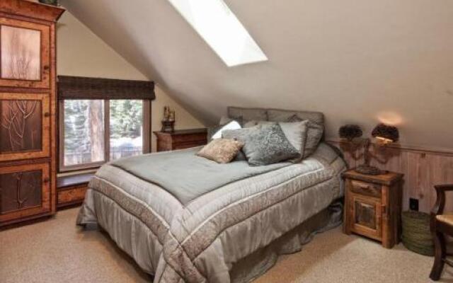 Weil Luxury Vacation Cabin