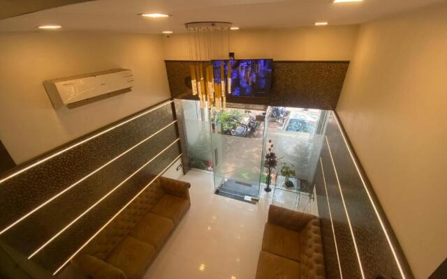 Hotel Golden Star- Near International Airport
