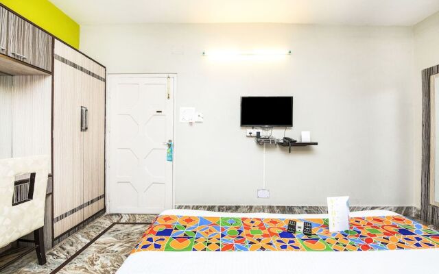 FabHotel Ghosh Villa Guest House