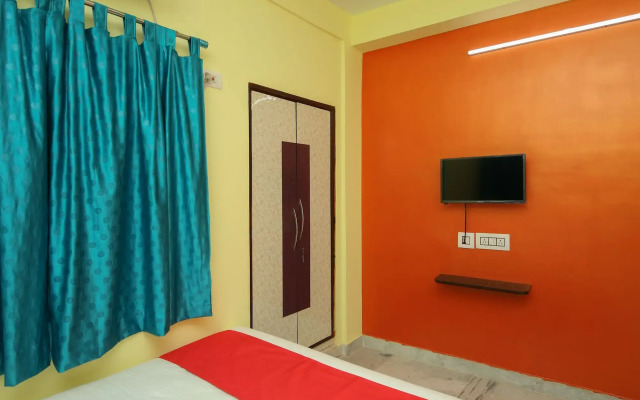Om Shanti Guest House - Near Ruby General Hospital and Science City