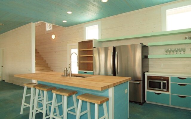 Beach Club Clubhouse 3