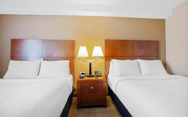 Sandman Hotel & Suites London Downtown