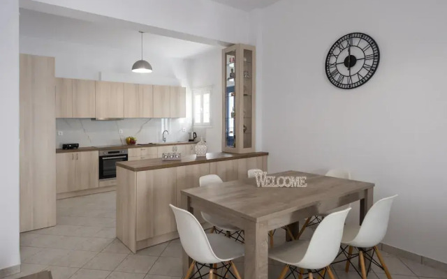 Parian Charming 3bedroom Home
