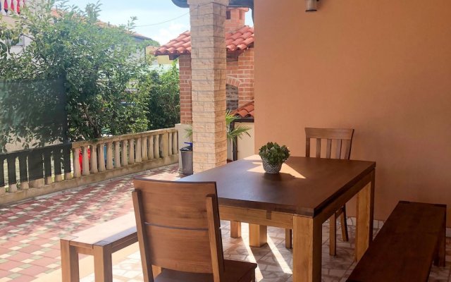 Amazing Home in Fazana With 4 Bedrooms, Wifi and Outdoor Swimming Pool
