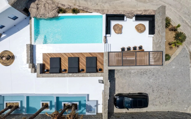 Mykonos Town Black Villa with Cave Heated Pool
