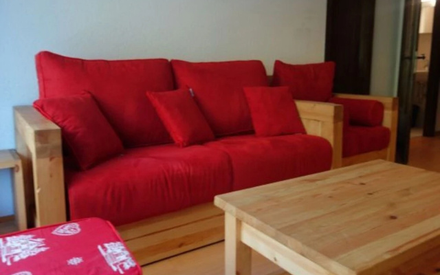 Spacious Apartment With Balcony – Guest Rooms – Veysonnaz