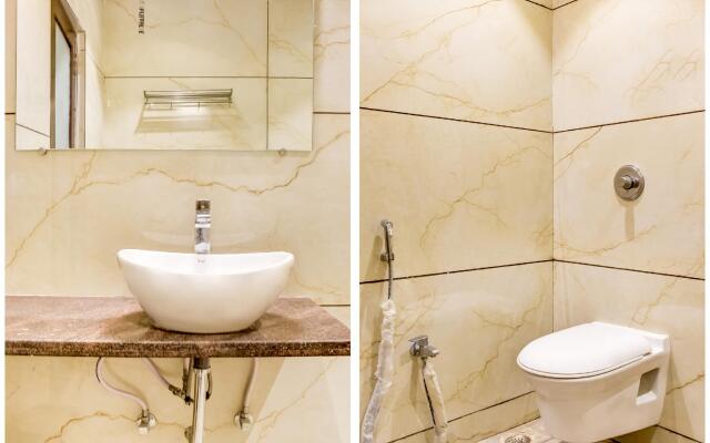 SPOT ON 73931 Hotel Rolls Hub