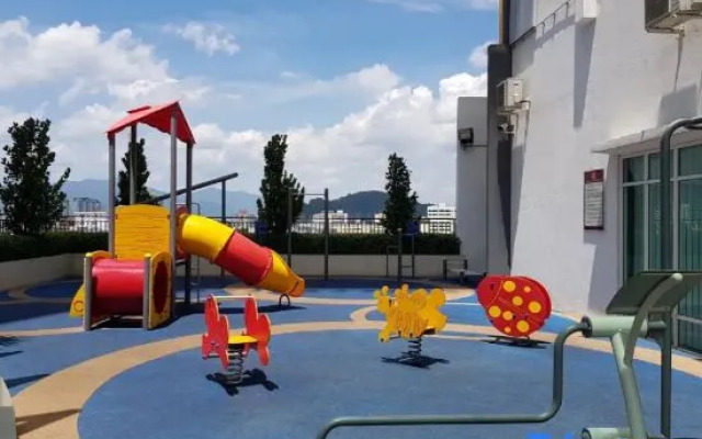 IPOH The Majestic Imperial Air-Con 6 PAX SUITE