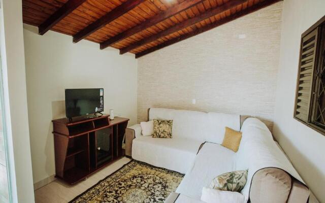 Casa c churrasq em Monte Castelo, Campo Grande-MS