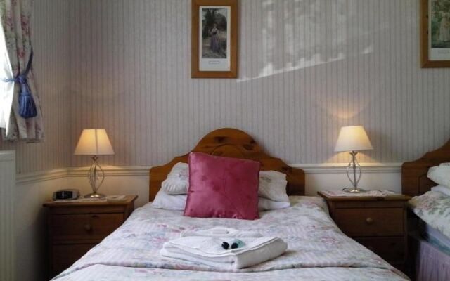 Roseglen Hotel