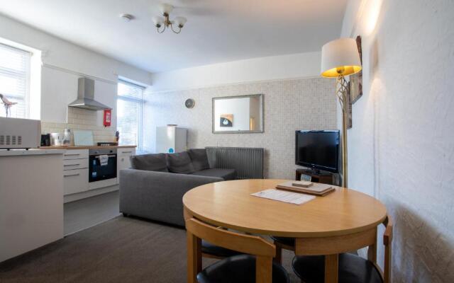 Old Barrington Arms Apartments