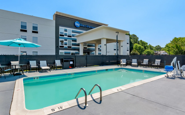 Best Western Doswell Hotel