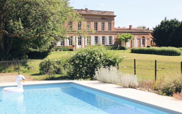 Gîtes et chambres d'hôtes au Château Lavalade