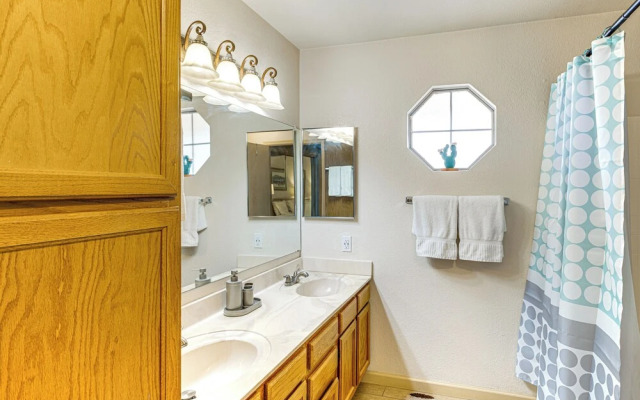 Southwest Getaway w/ Fenced Yard in Chandler!